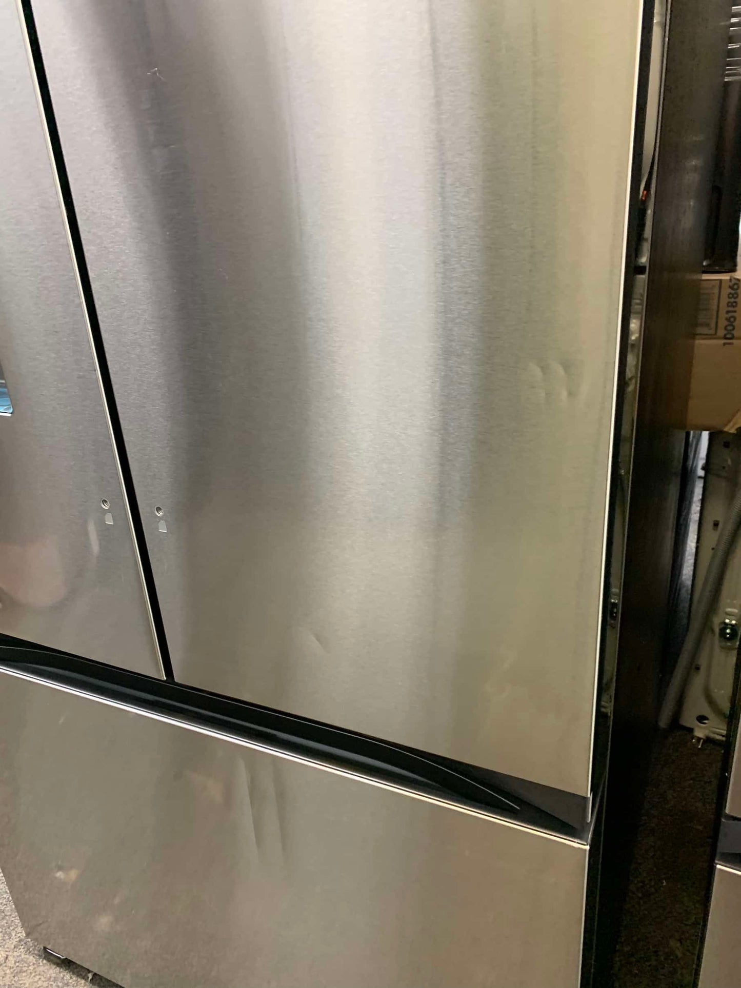 🔥 HOT DEAL ★ Samsung Open Box 31 cu. ft. Mega Capacity 3-Door French Door Refrigerator with Four Types of Ice in Stainless Steel 36 in Depth RF0910