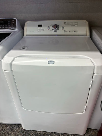 Maytag electric dryer 29” large capacity white