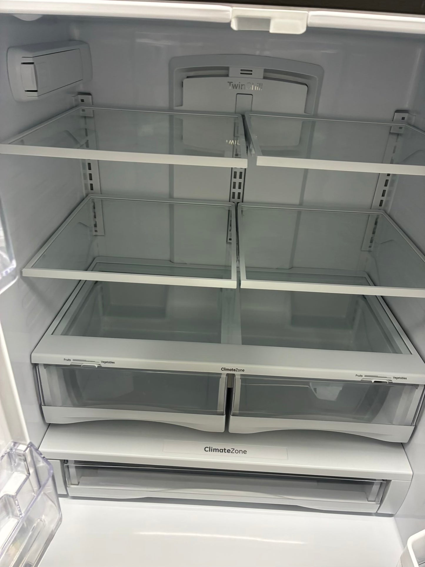 GE French door refrigerator stainless steel 36” ice maker water dispenser