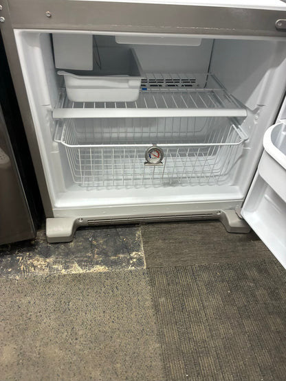Amana bottom freezer refrigerator stainless steel 30”