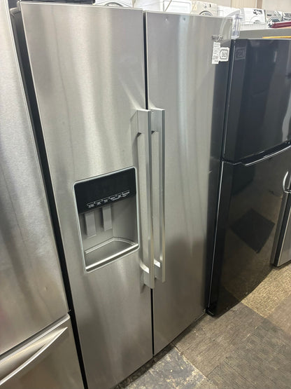 Whirlpool side by side refrigerator stainless steel 36” ice maker water dispenser
