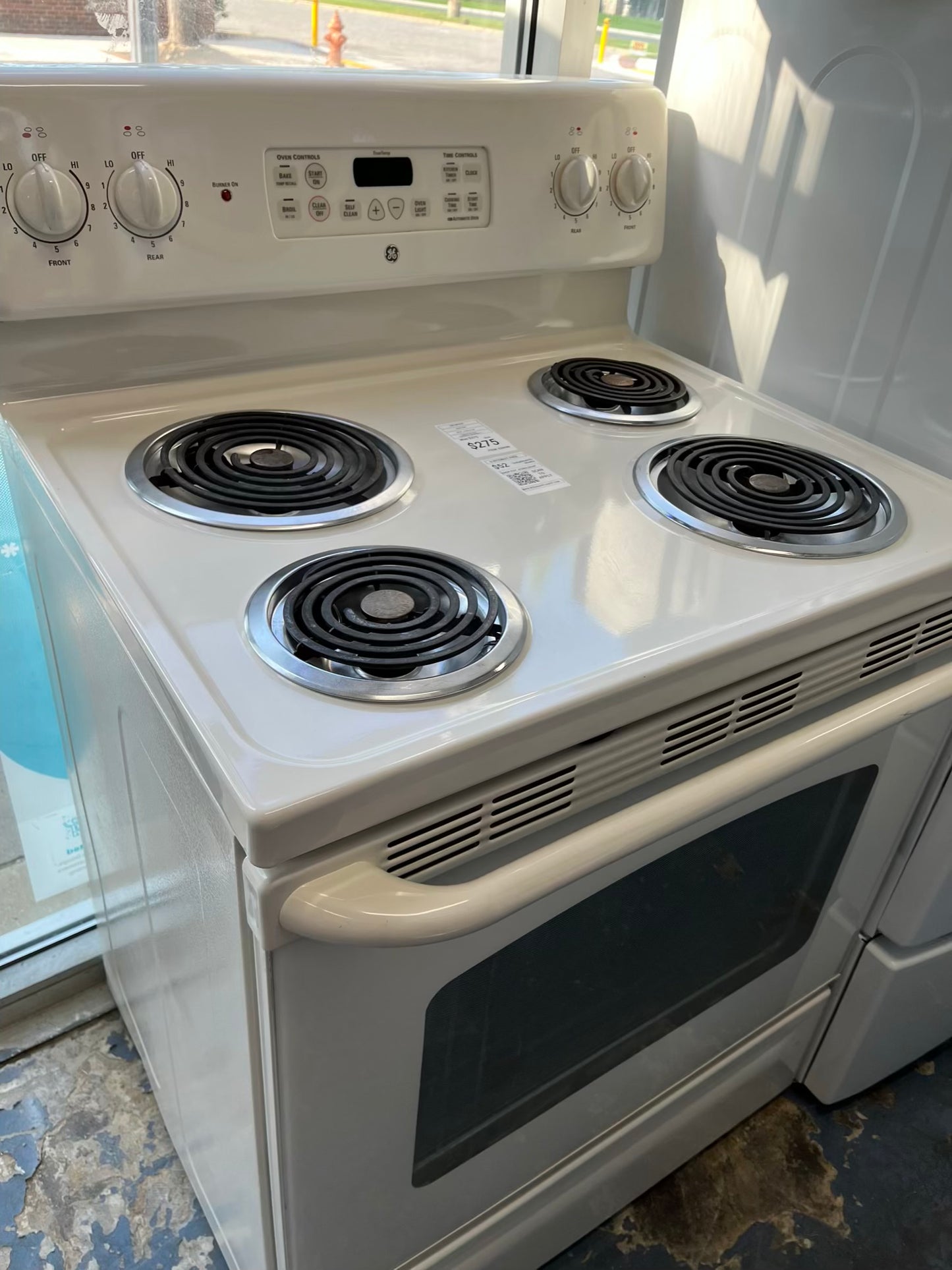 ^ ITEM #ER95N GE electric bisque coil range 4 burner 30 inch