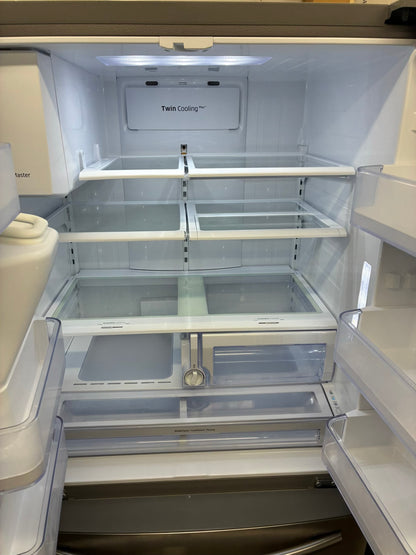 Samsung French door refrigerator stainless steel 36” ice maker water dispenser