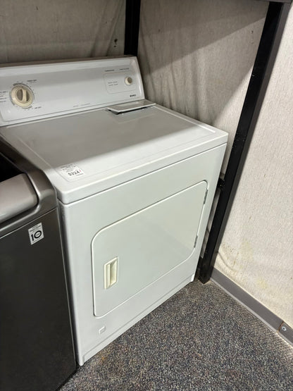 Kenmore gas dryer 29” large capacity white