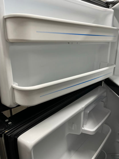 ITEM: #RF94D GE top freezer stainless steel  refrigerator  33” in