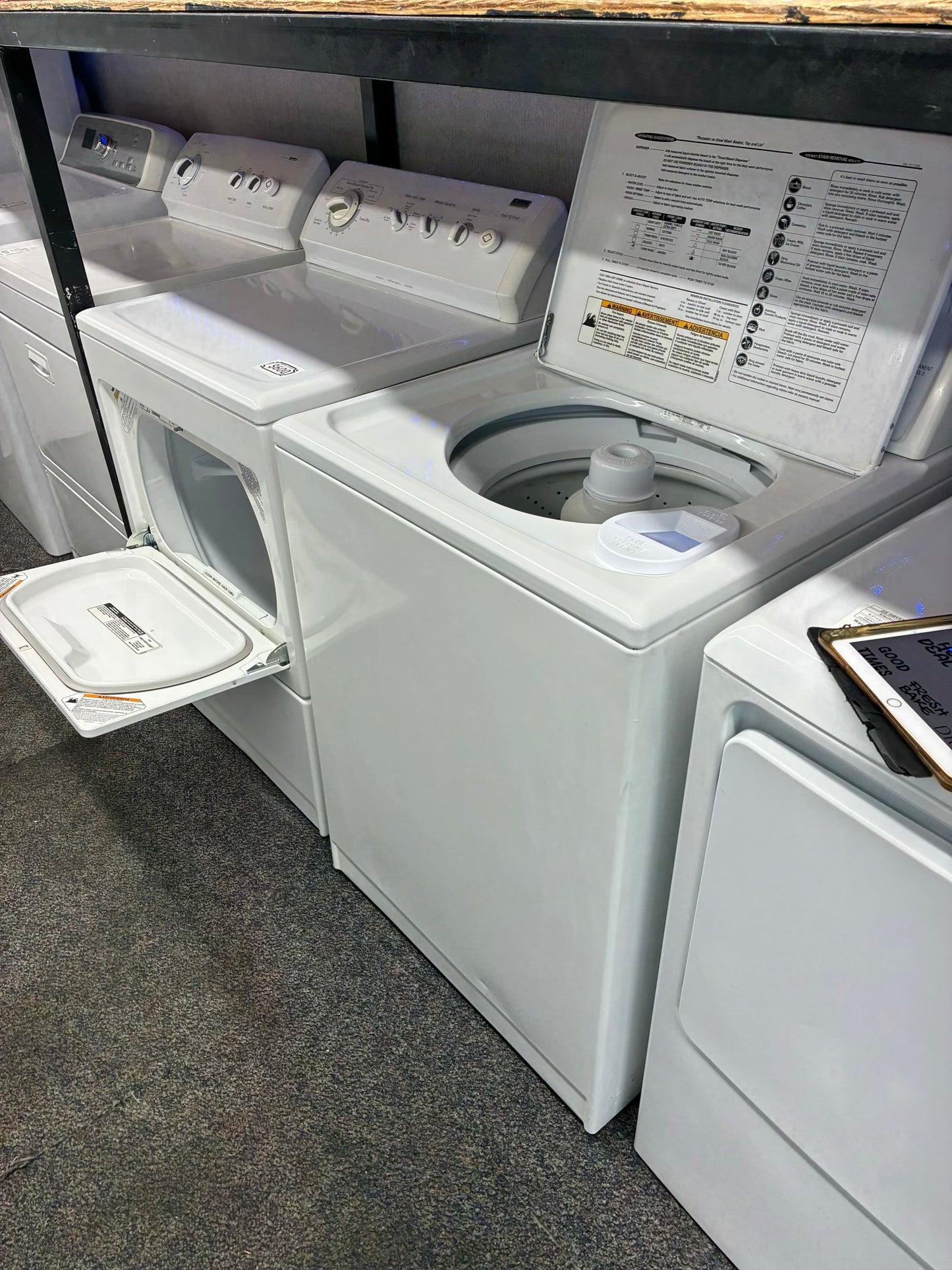 KENMORE WASHER N DRYER TOP LOAD GAS 27”