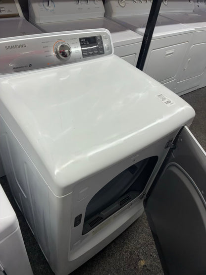 Samsung electric dryer 27” large capacity white