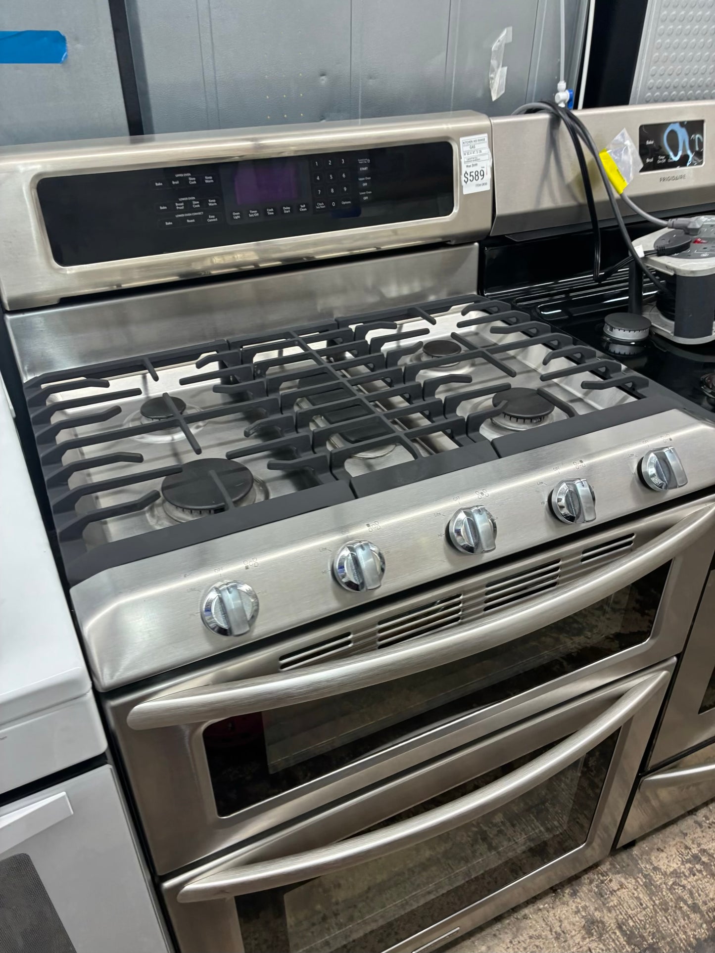 Kitchen Aid Gas Range Stainless Steel 5 Burners 30” double oven