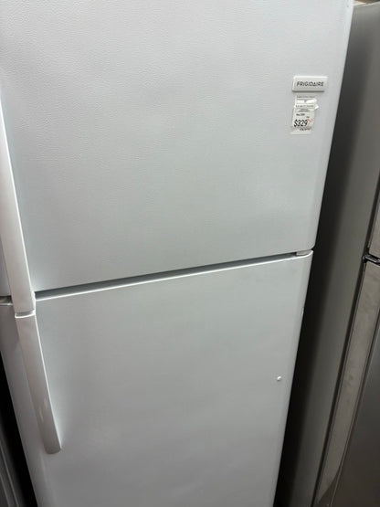 Frigidaire top freezer refrigerator black 30”
