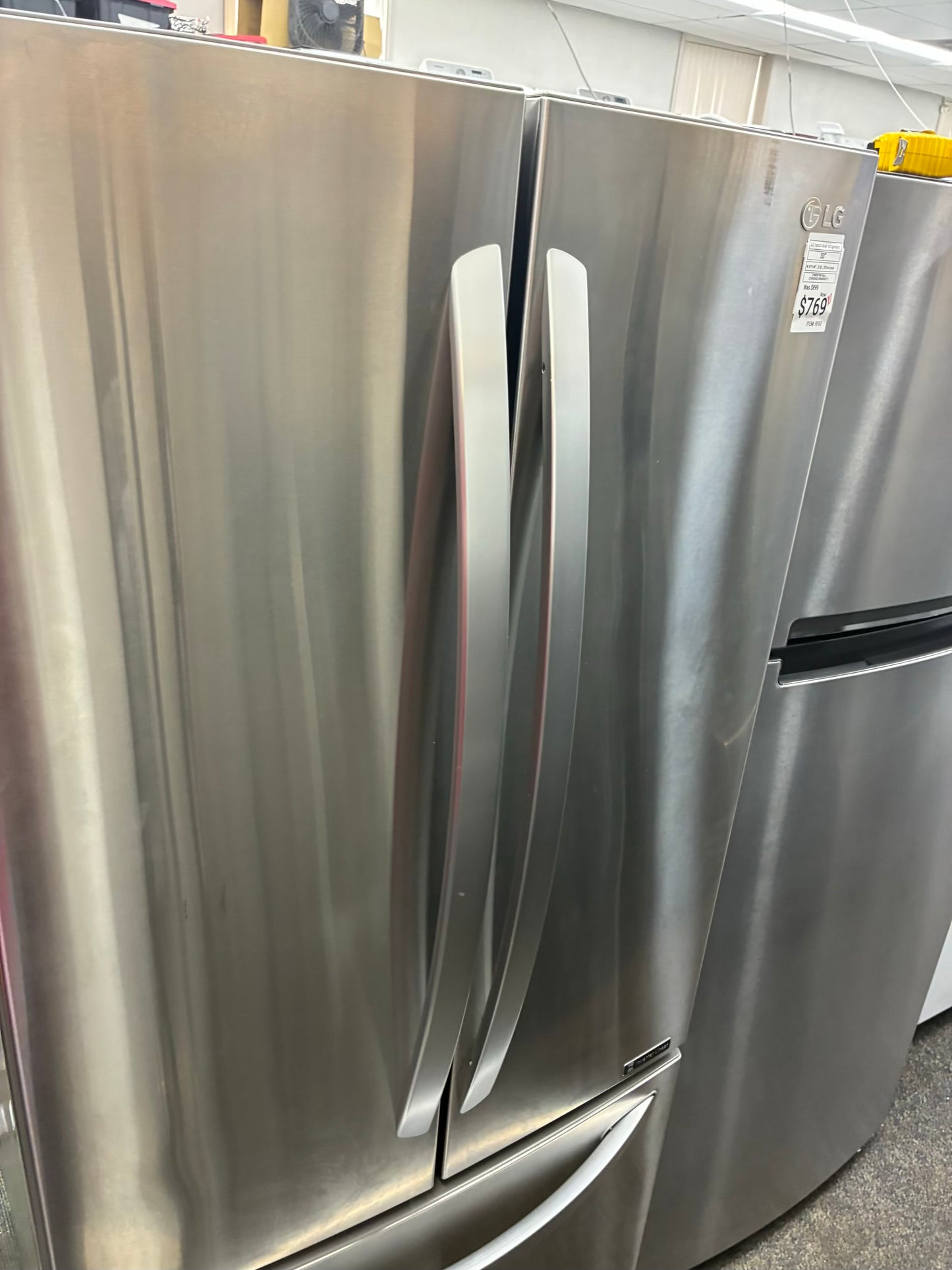 LG French door refrigerator stainless steel 30” ice maker water dispenser show case