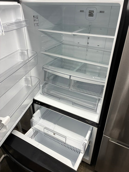 Kenmore bottom freezer refrigerator black 33”