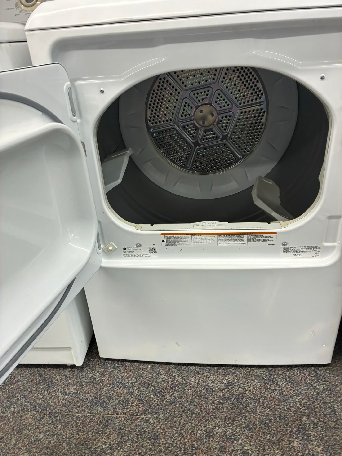 GE WASHER N DRYER TOP LOAD ELECTRIC 27”