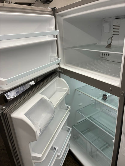 Whirlpool top freezer refrigerator white 30”