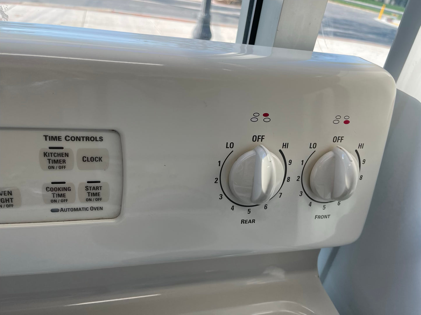 ^ ITEM #ER95N GE electric bisque coil range 4 burner 30 inch