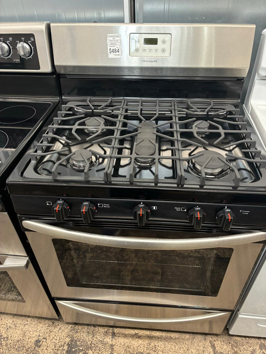 Frigidaire Gas Range Stainless Steel 5 Burners 30”