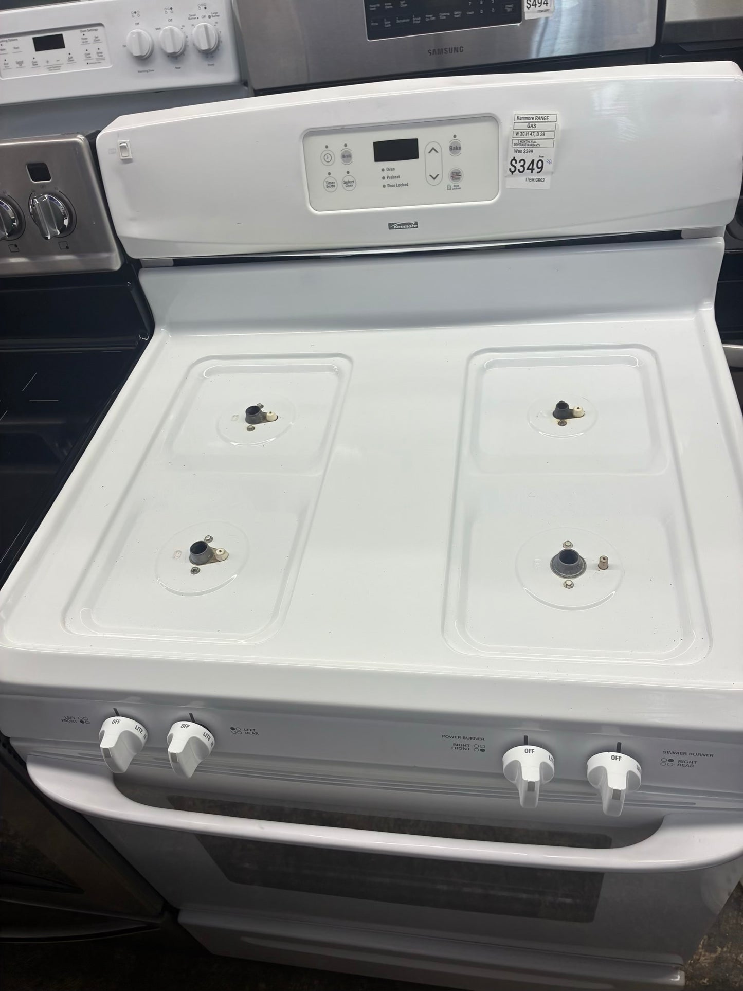 Kenmore Gas Range white 4 Burners 30”
