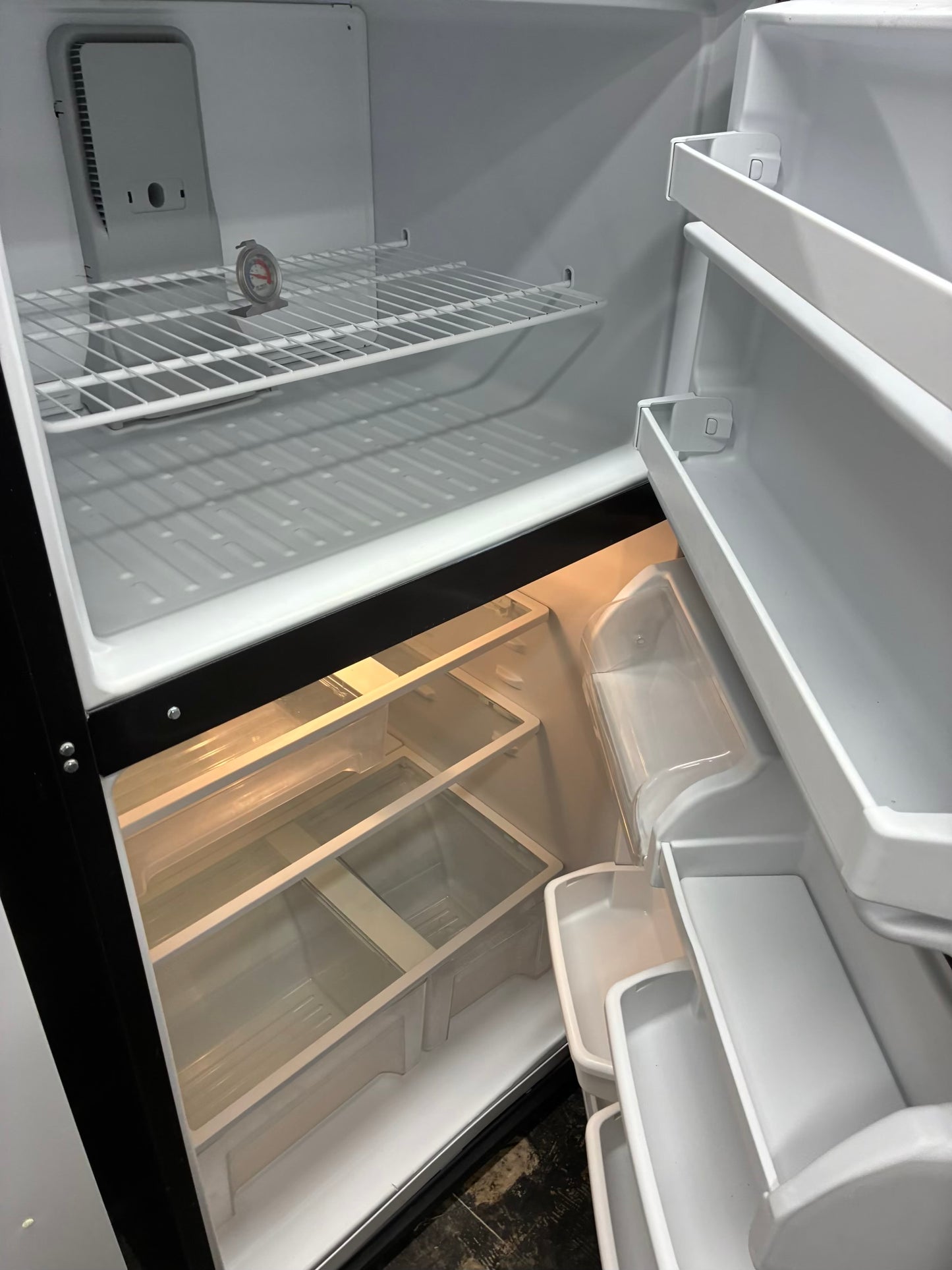 Maytag top freezer refrigerator stainless steel 33”