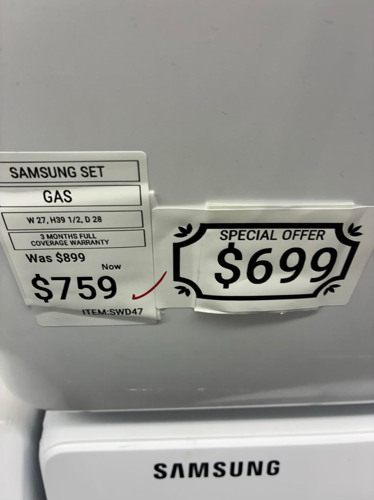 SAMSUMG electric washer and dryer 27” front load