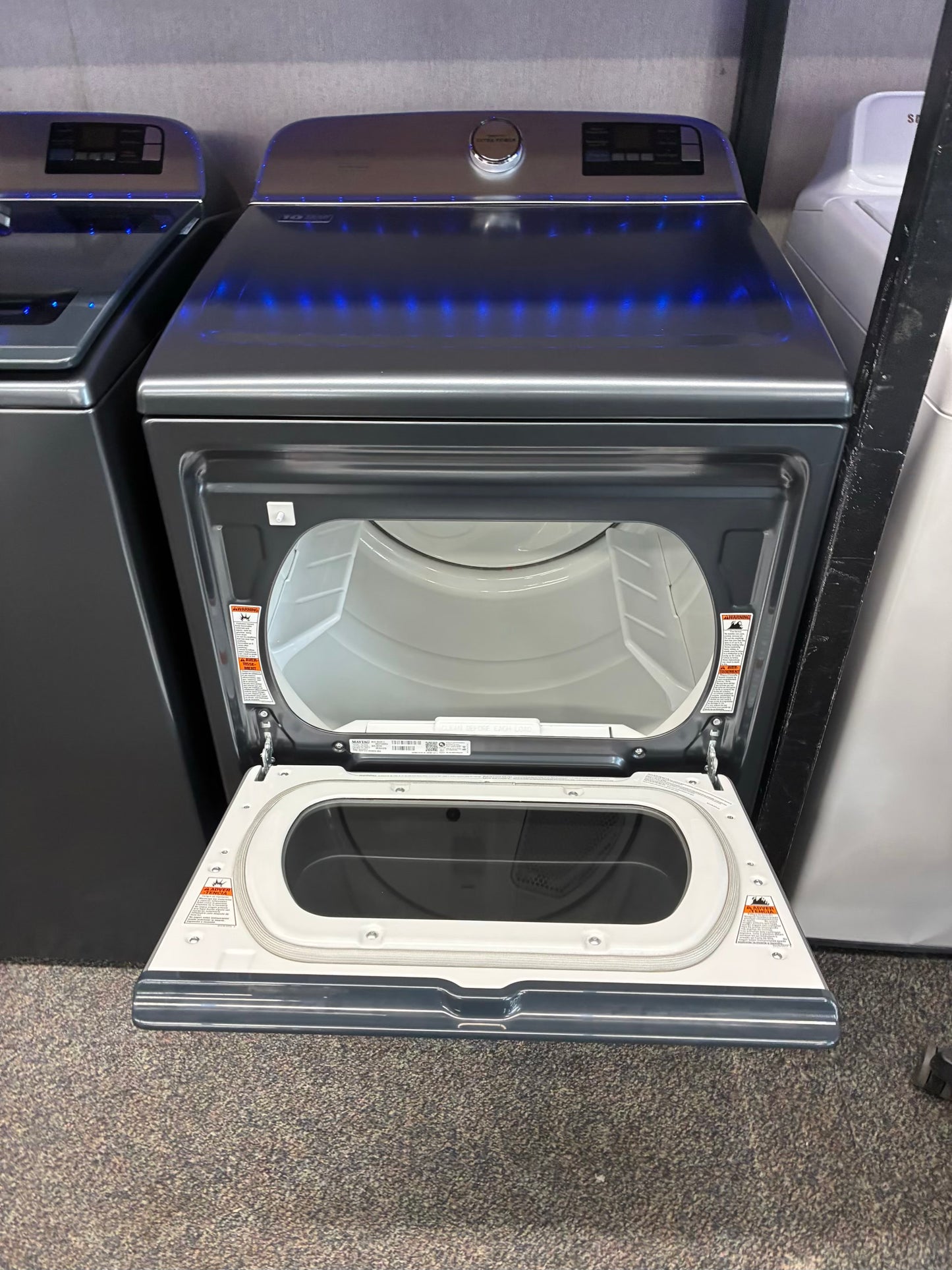 Maytag set  4.7 cu. Ft. Pet Pro top load side by side dryer electric 7.0 pet pro VOLCANO BLACK SCRATCH AND DENTS…. ORIGINAL PRICE $1269