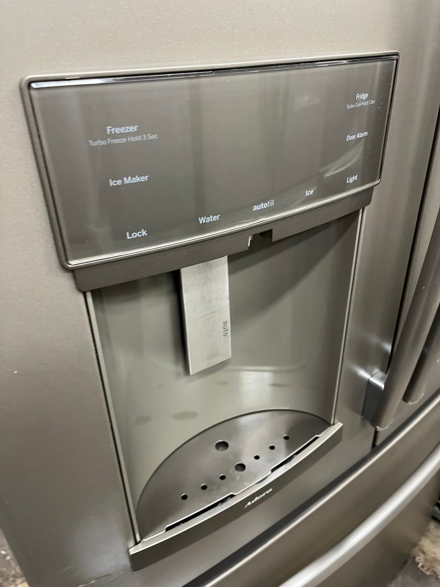 ^ Item: #RF42B GE french door refrigerator slate stainless steel w/ ice and water dispenser 36” in