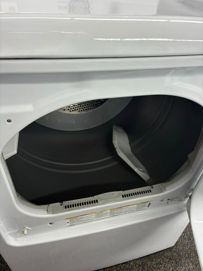 GE electric dryer 27” large capacity white