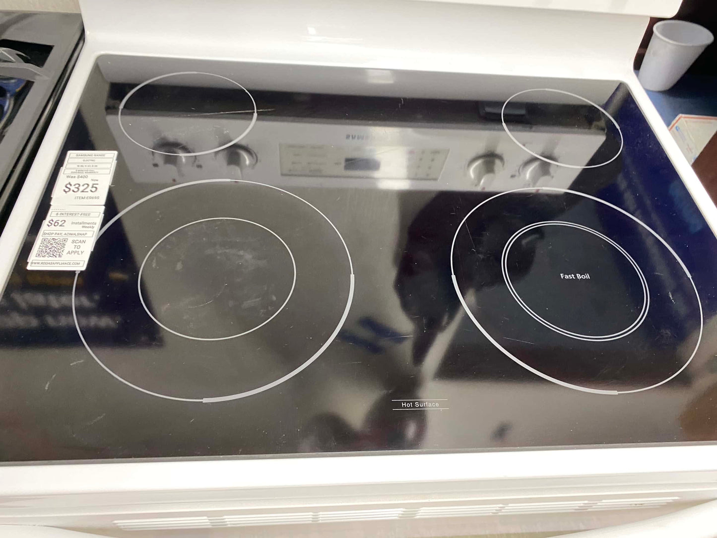 Item: #ER69S Samsung range electric 4 burner  30 in