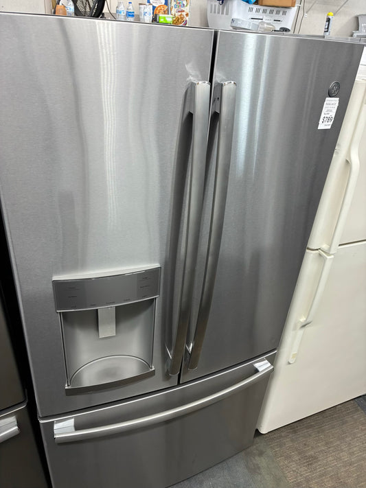 GE French door refrigerator stainless steel 36” ice maker water dispenser