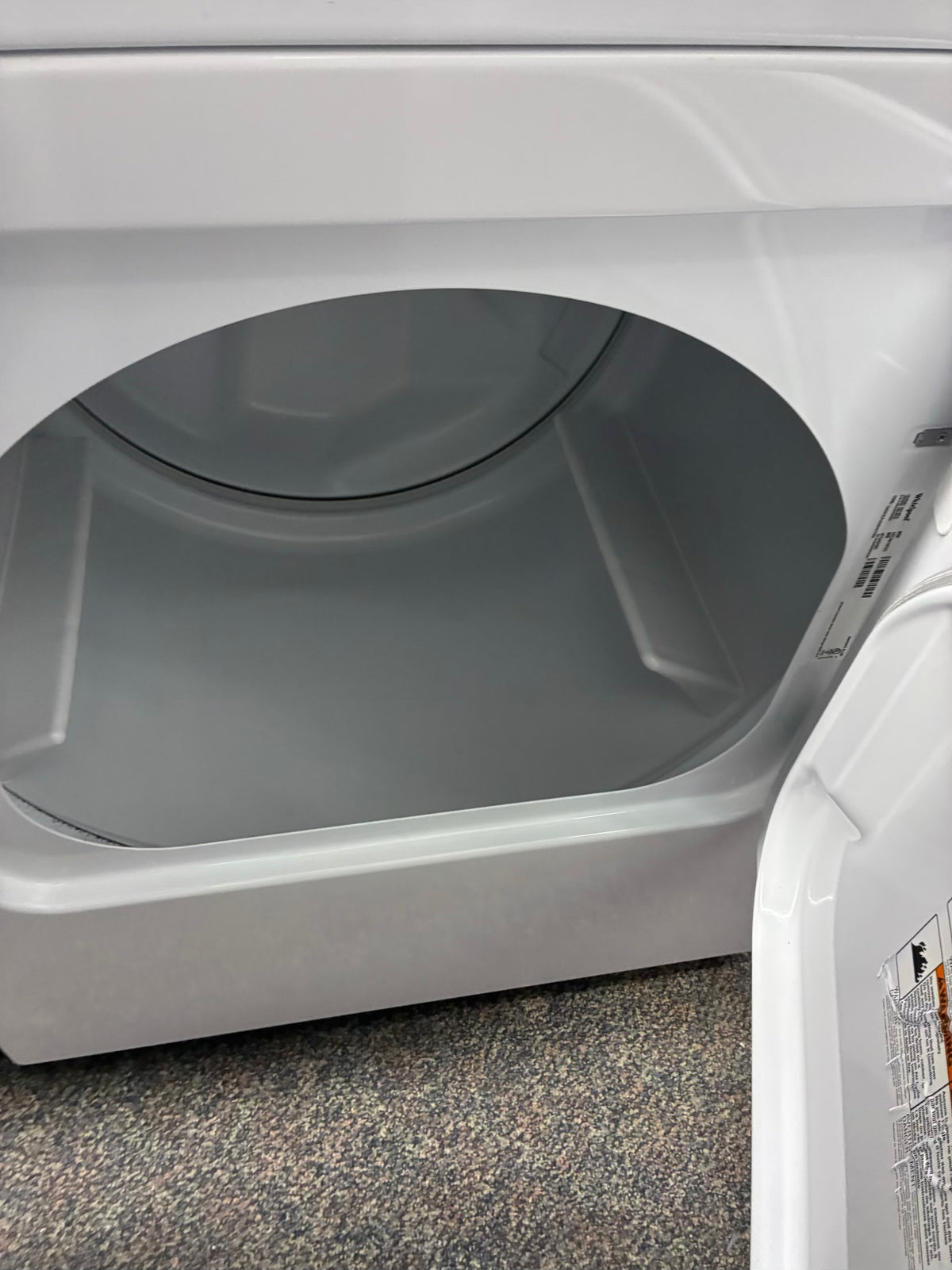 Whirlpool electric dryer 29” large capacity white