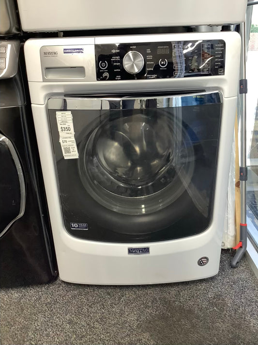 Maytag Front Load Washer white 27”