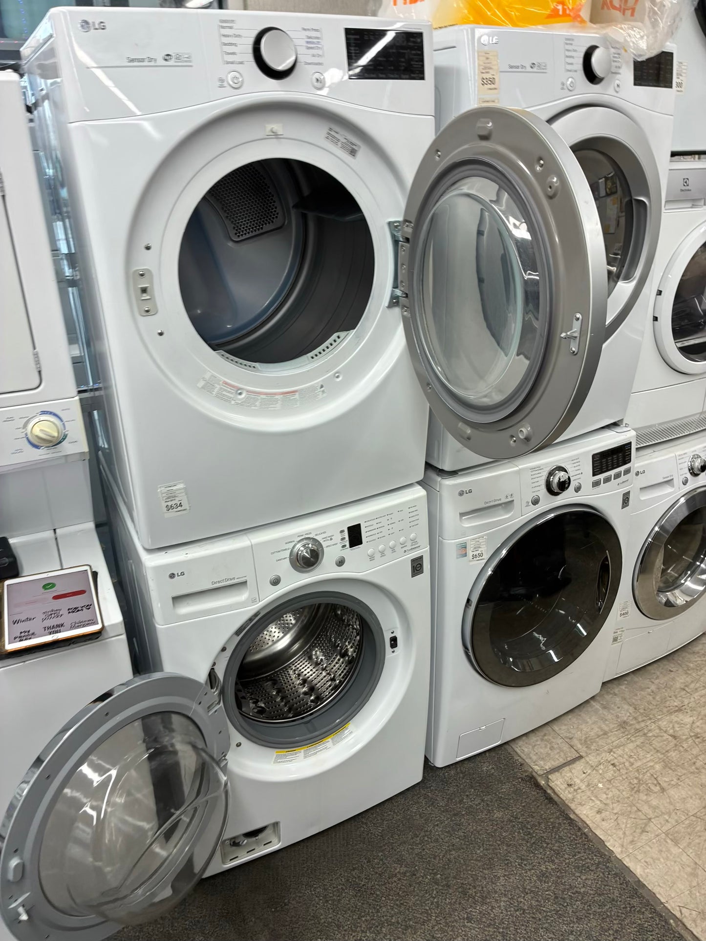 LG WASHER N DRYER FRONT LOAD ELECTRIC 27”