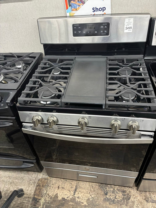 GE Gas Range stainless steel 5 Burners 30”
