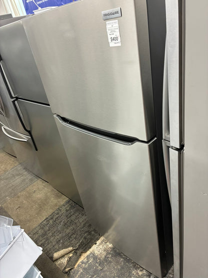 Frigidaire top freezer refrigerator stainless steel 30”