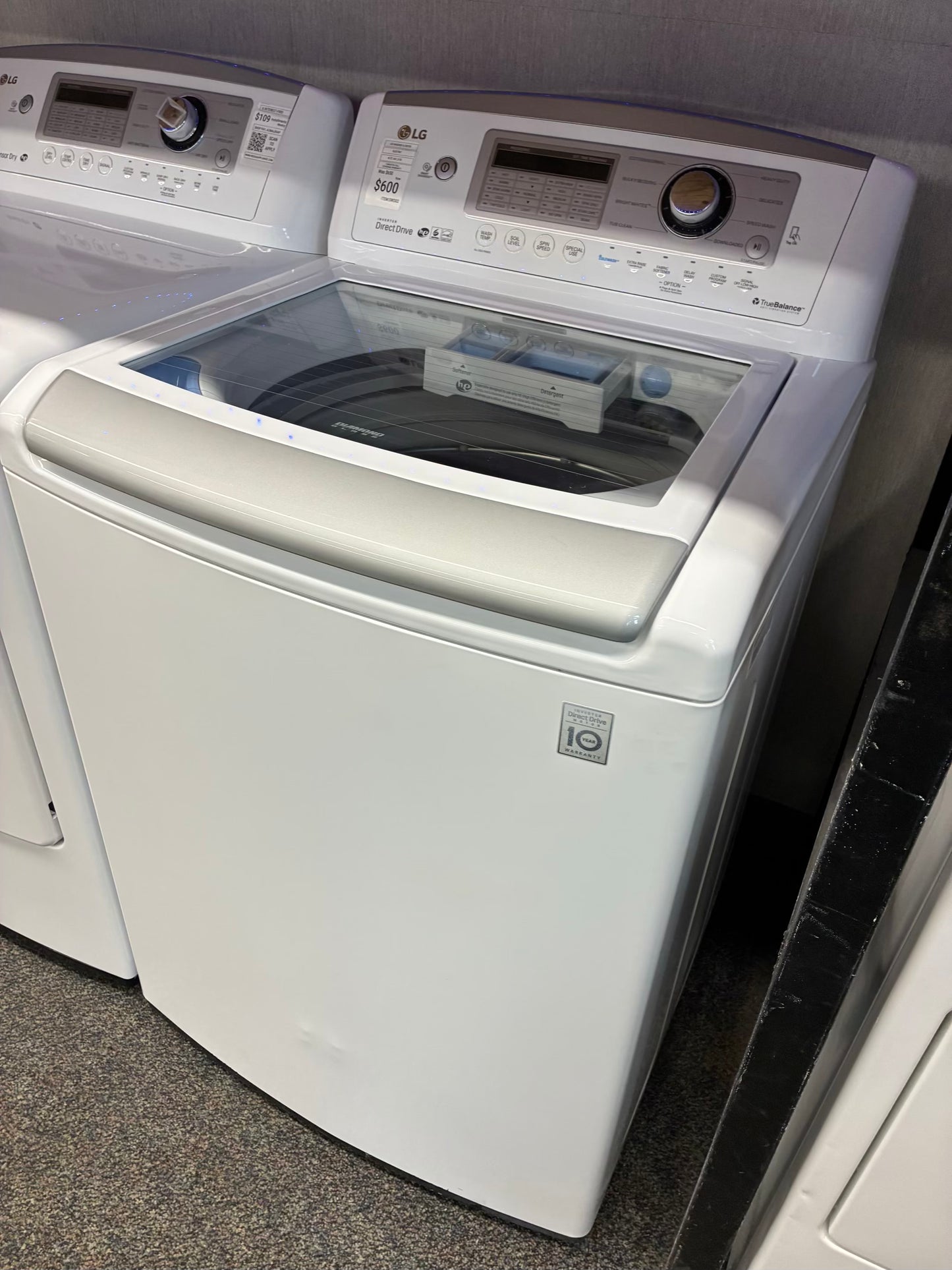 LG electric washer and dryer 27” large capacity