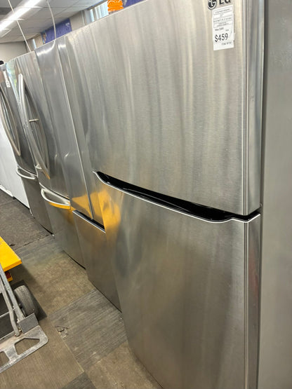 LG top freezer refrigerator stainless steel 33”