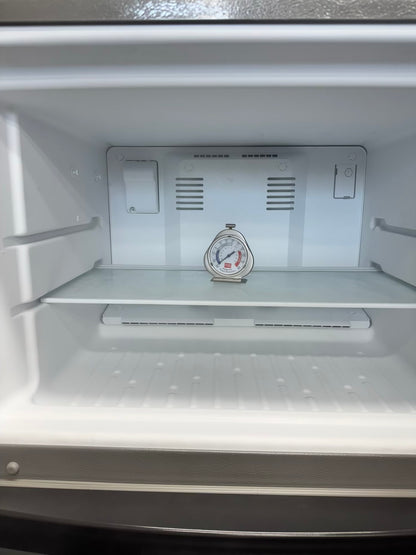 Whirpool top freezer stainless steel 28 inch