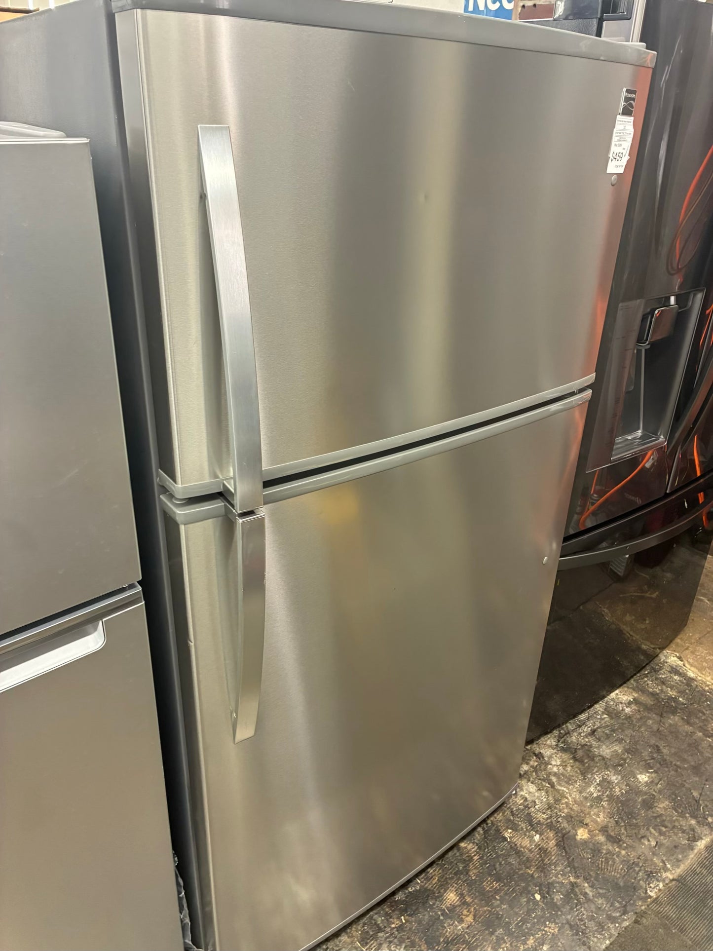 Kenmore top freezer refrigerator stainless steel 33”