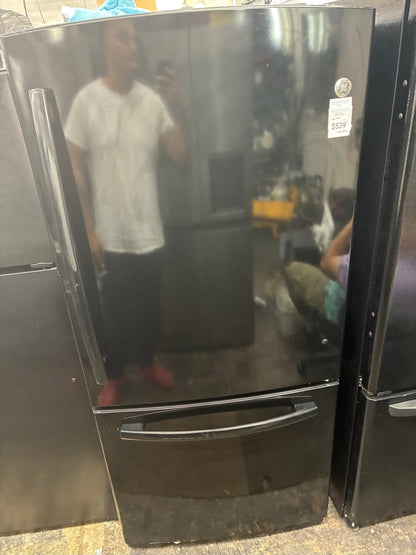 GE bottom freezer refrigerator  33” black