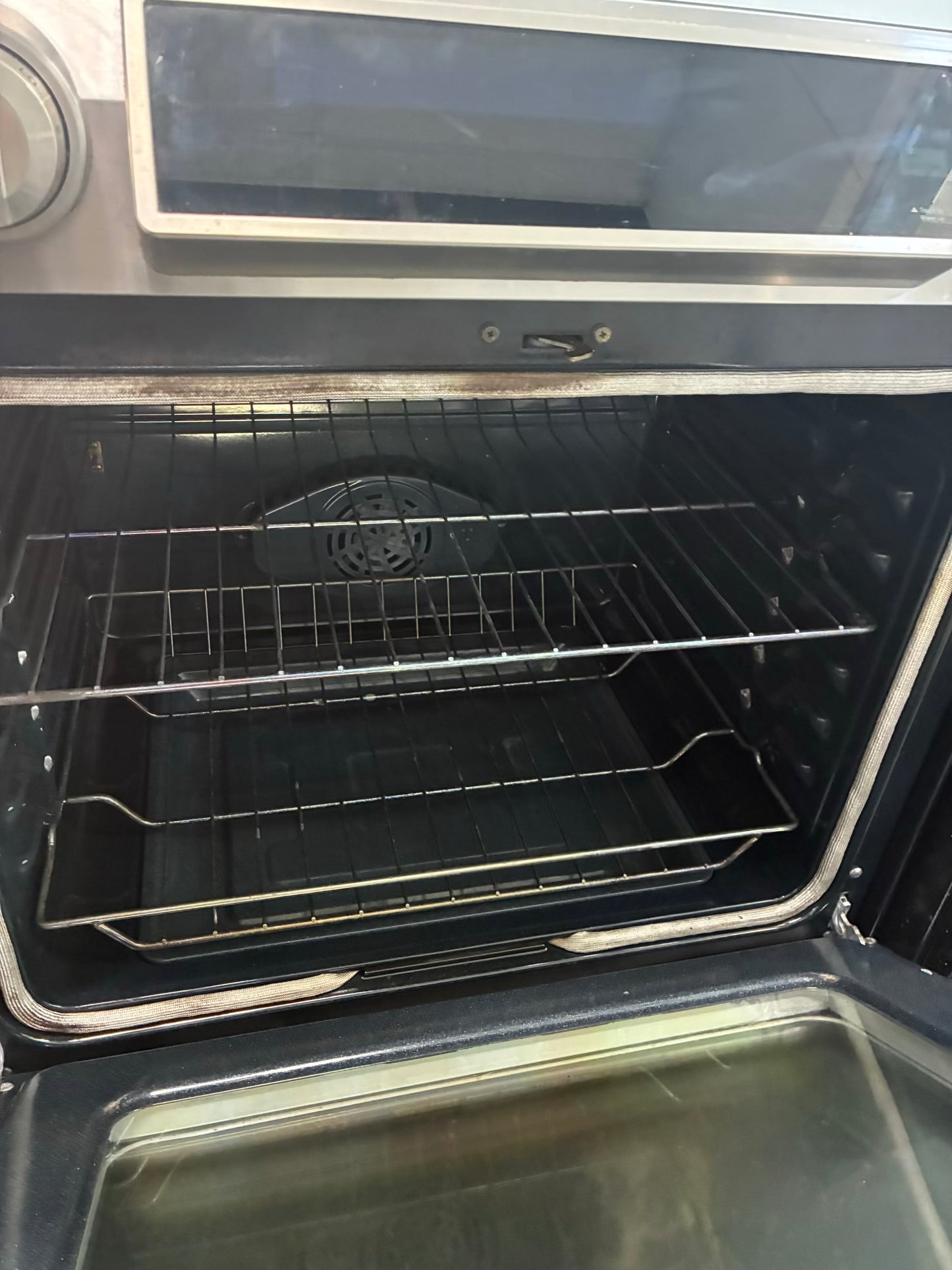 Samsung electric range black 5 burners 30”