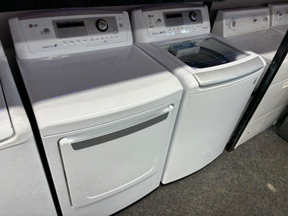 LG electric washer and dryer 27” large capacity