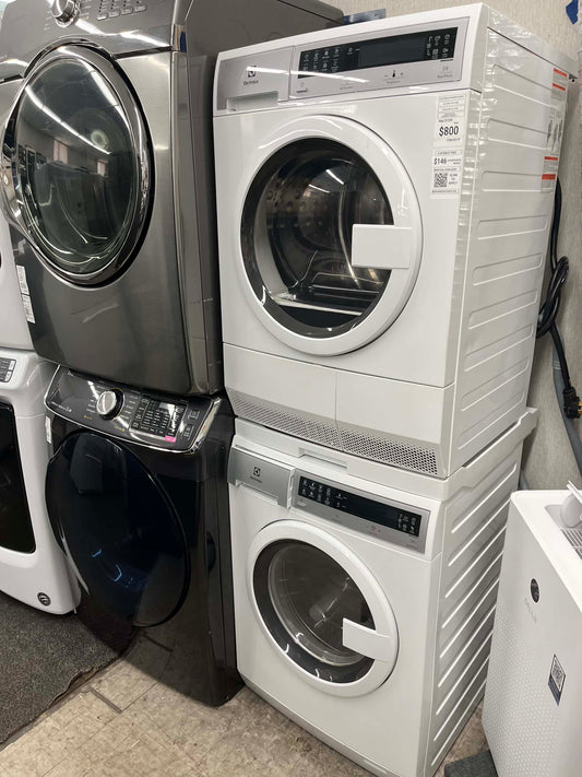 Item: #WD17F  Electrolux front load washer and dryer set electric 220v stackable 27”