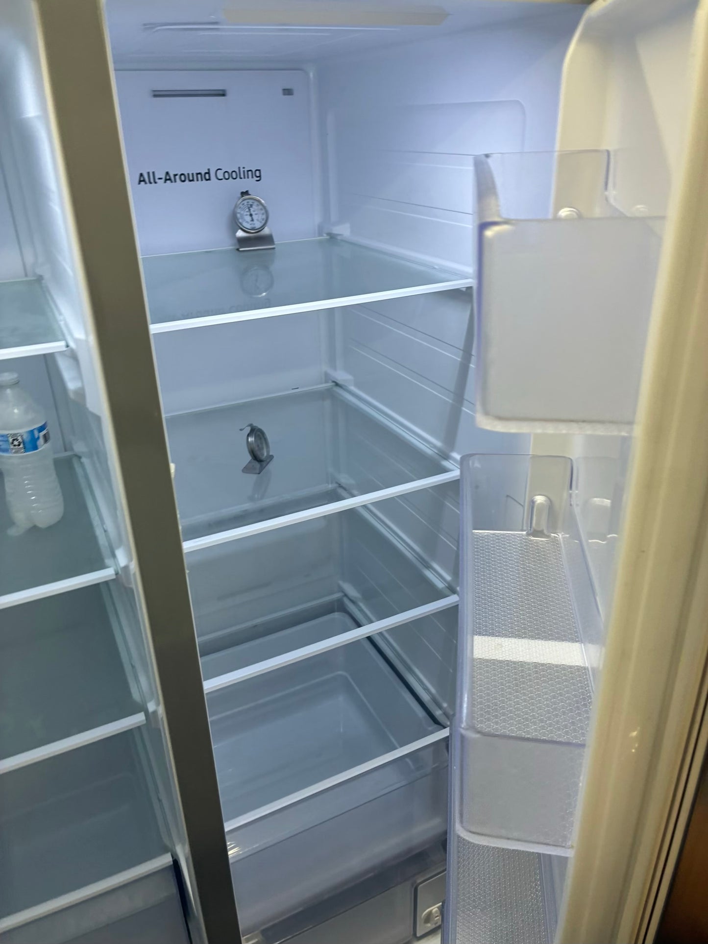 SAMSUNG side by side refrigerator stainless steel 36” ice maker water dispenser ice maker
