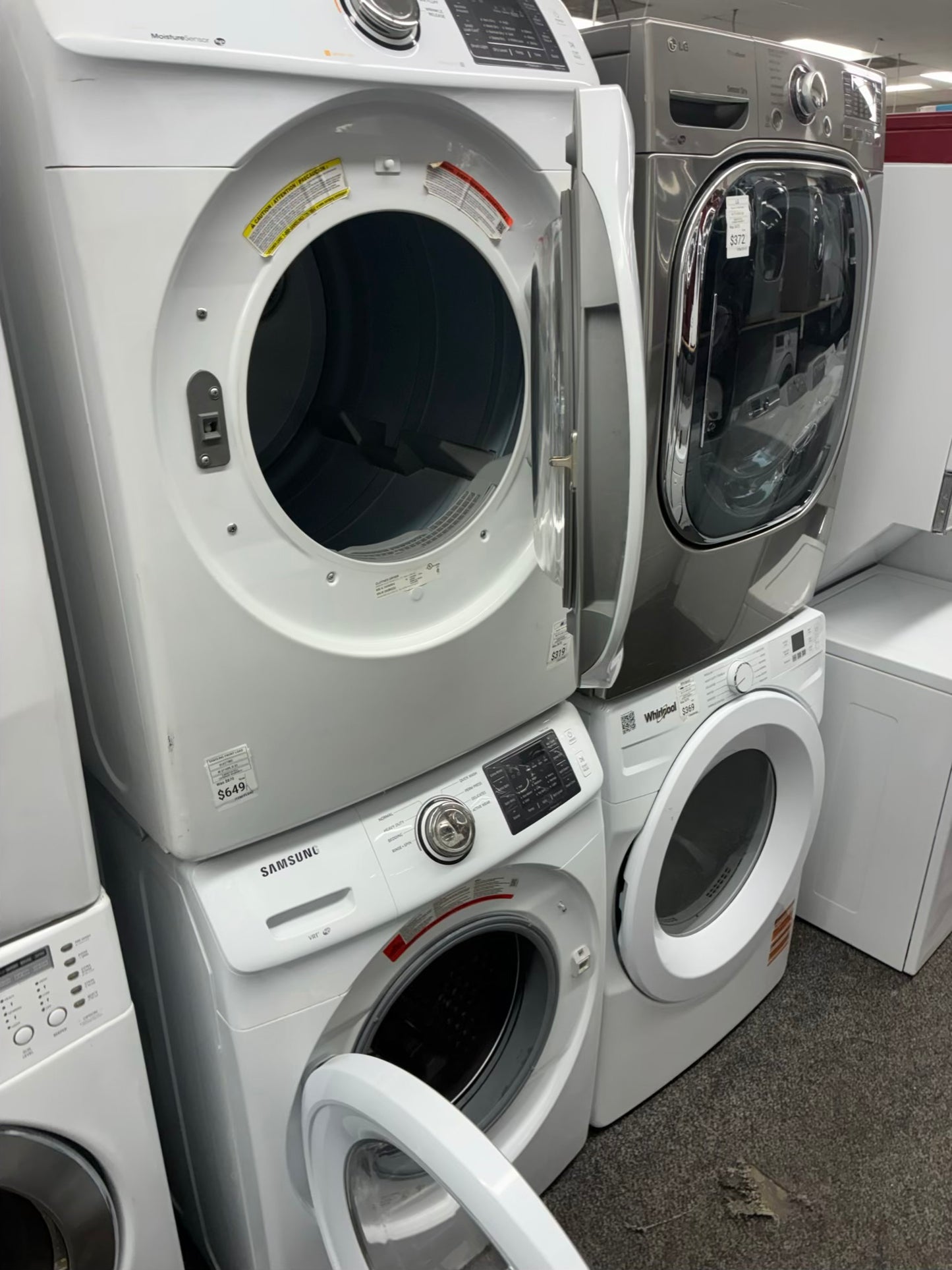 Samsung electric washer and dryer 27” front load
