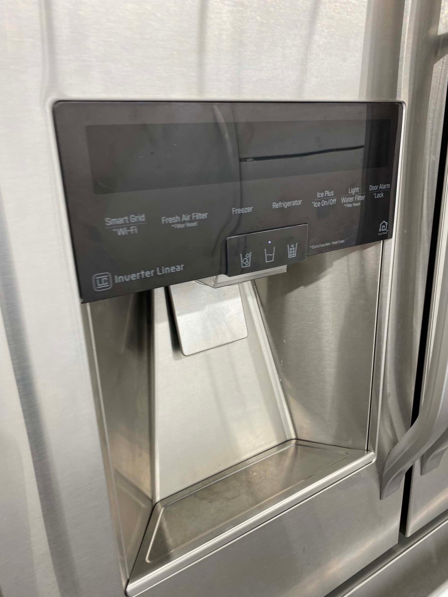 - Item: #RF86F  LG French door refrigerator stainless steel w/water ice dispenser 36 in.