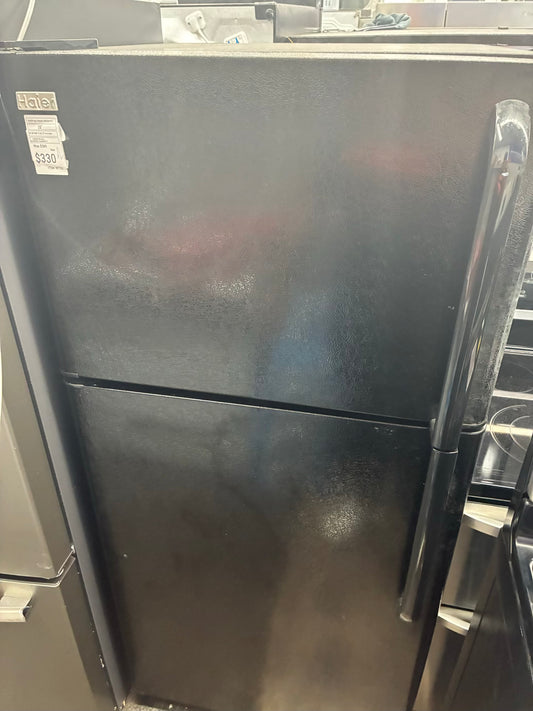 HAIER top freezer refrigerator black 28”
