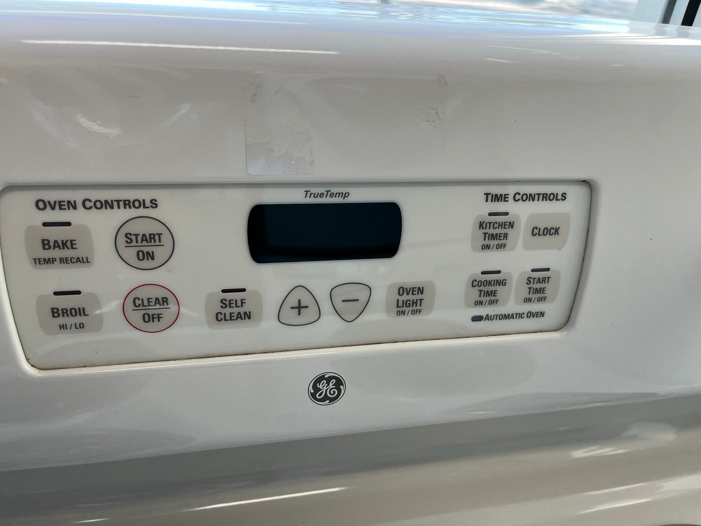 ^ ITEM #ER95N GE electric bisque coil range 4 burner 30 inch