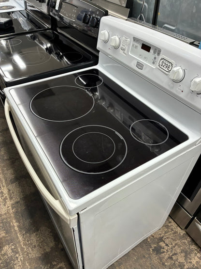 Maytag range white 4 burners  30”