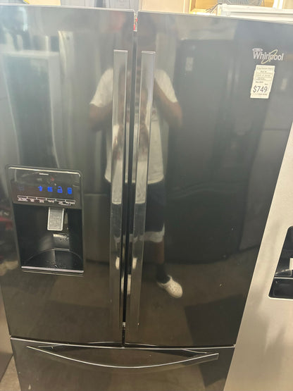 Whirlpool French door refrigerator black 36” ice maker water dispenser  ice maker
