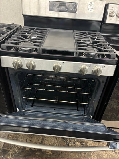 GE Gas Range stainless steel 5 Burners 30”