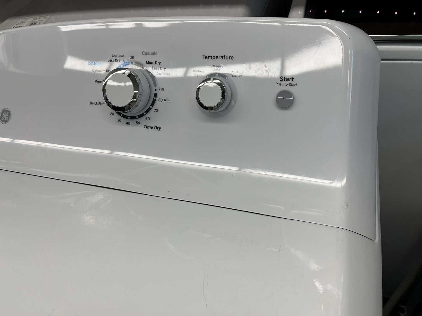 - ITEM: #ED94C  GE electric dryer 27” large capacity