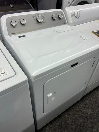 Maytag electric dryer 29” large capacity white